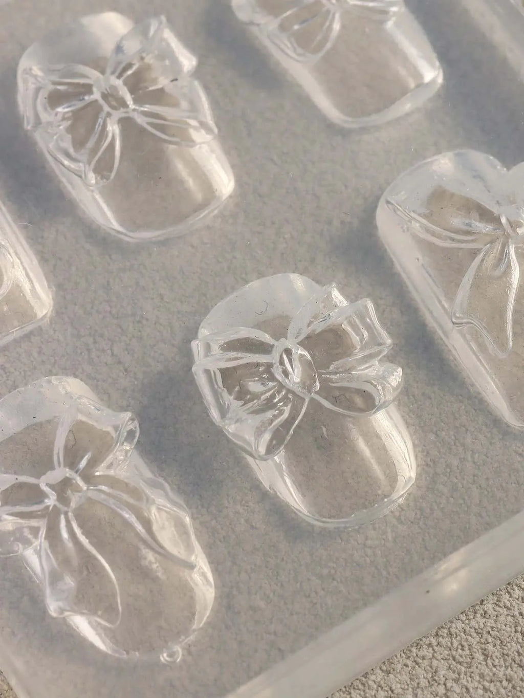 3D Ribbon Bowknot Silicone Nail Art Mold – DIY Carving Template Nail Art Mold Zpaxo