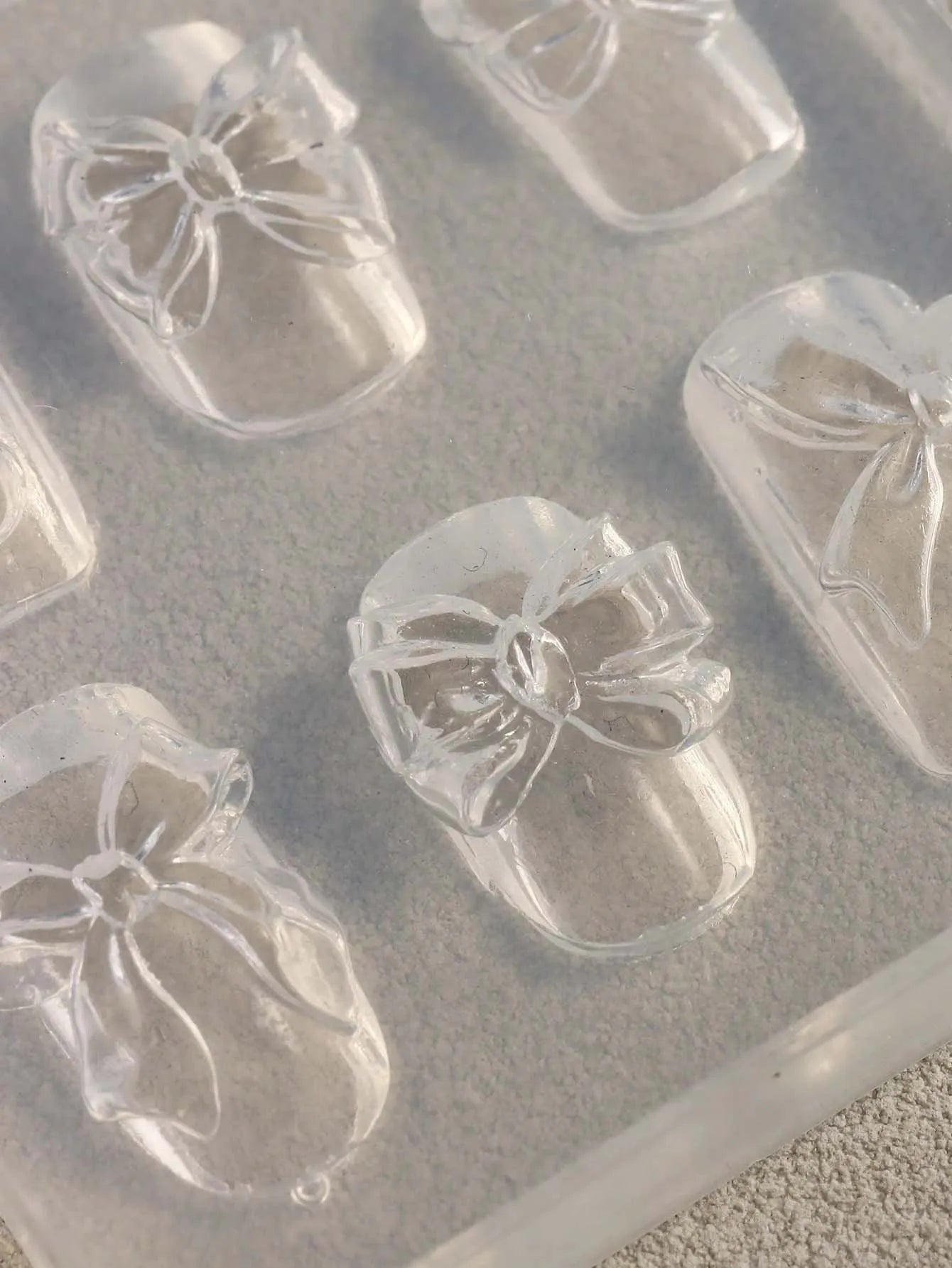 3D Ribbon Bowknot Silicone Nail Art Mold – DIY Carving Template Nail Art Mold Zpaxo