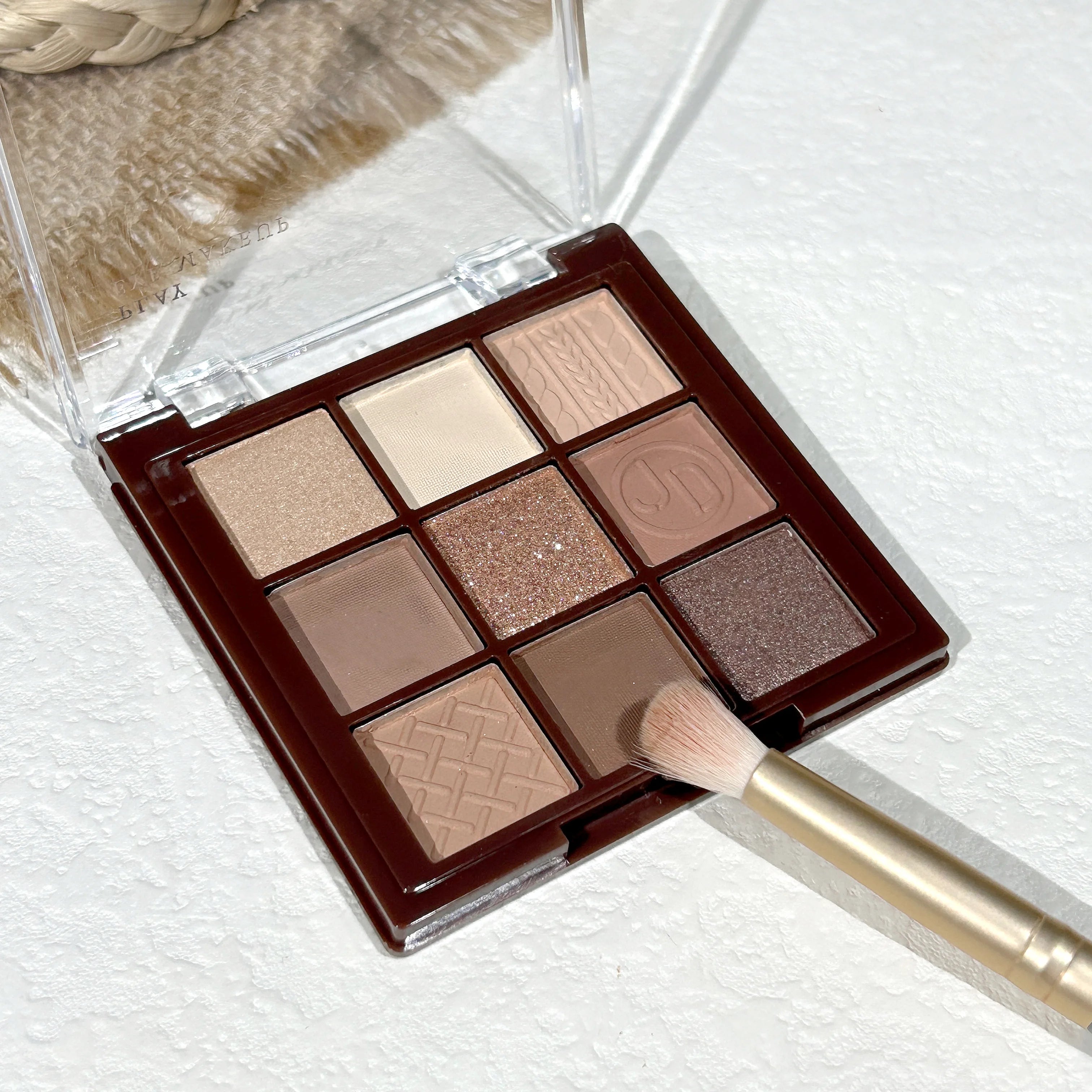 Caramel Cocoa Nine Colors Eyeshadow Palette, Glitter, Pearlescent Matte, Earthy Color, Pure Nude Makeup Zpaxo