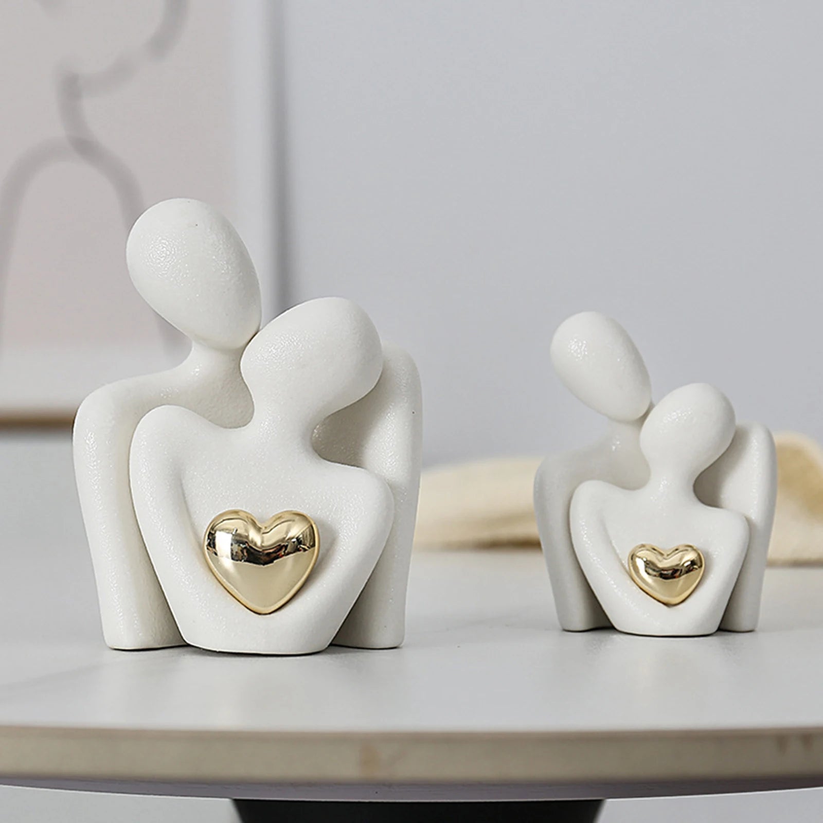 Hugging Couple Ceramic Figurine – Romantic Gift & Home Decor Couple Figurine Zpaxo