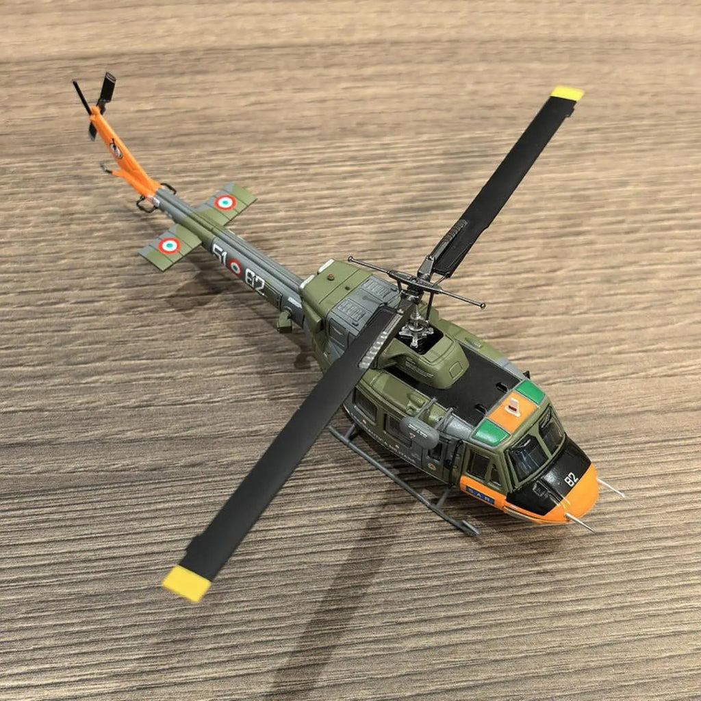 1 100 Diecast Helicopter Model Base Alloy Aircraft Toy Home Living Zpaxo army green