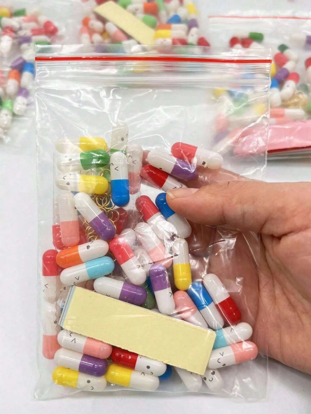 50pcs Message Capsule Love Pills – DIY Valentine's Notes & Wishes DIY Gift Capsules Zpaxo