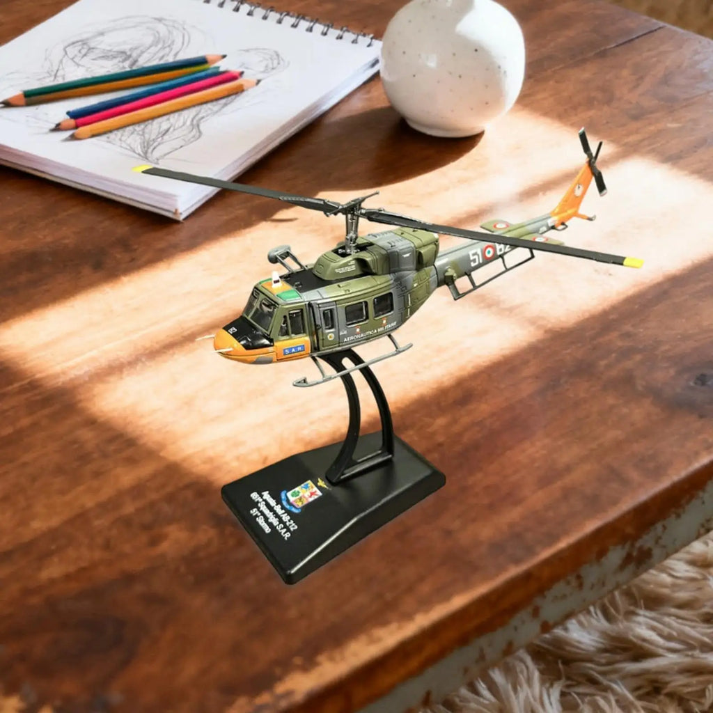 1 100 Diecast Helicopter Model Base Alloy Aircraft Toy Home Living Zpaxo