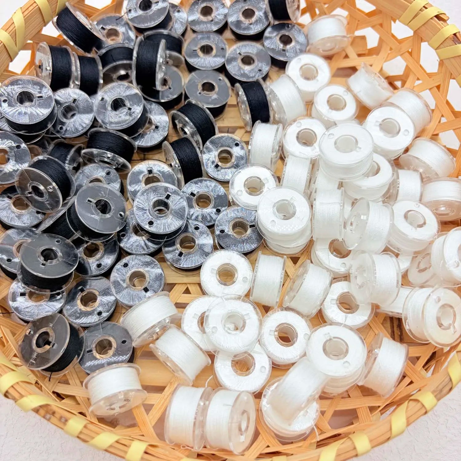 Sewing Machine Thread Bobbins Black & White – 10 or 30 Pack Sewing Thread Bobbins Zpaxo 30pcs mixed