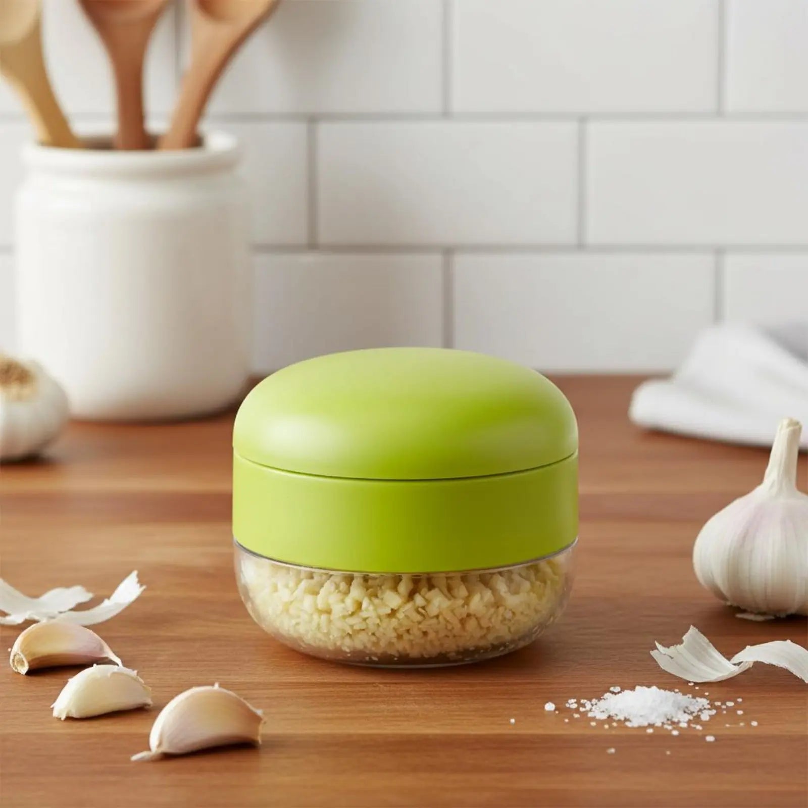 Garlic Press multifunctional kitchen tool Manual Garlic Crusher Mincer Garlic Chopper Easy to Squeeze and Clean Kitchen Tool Zpaxo