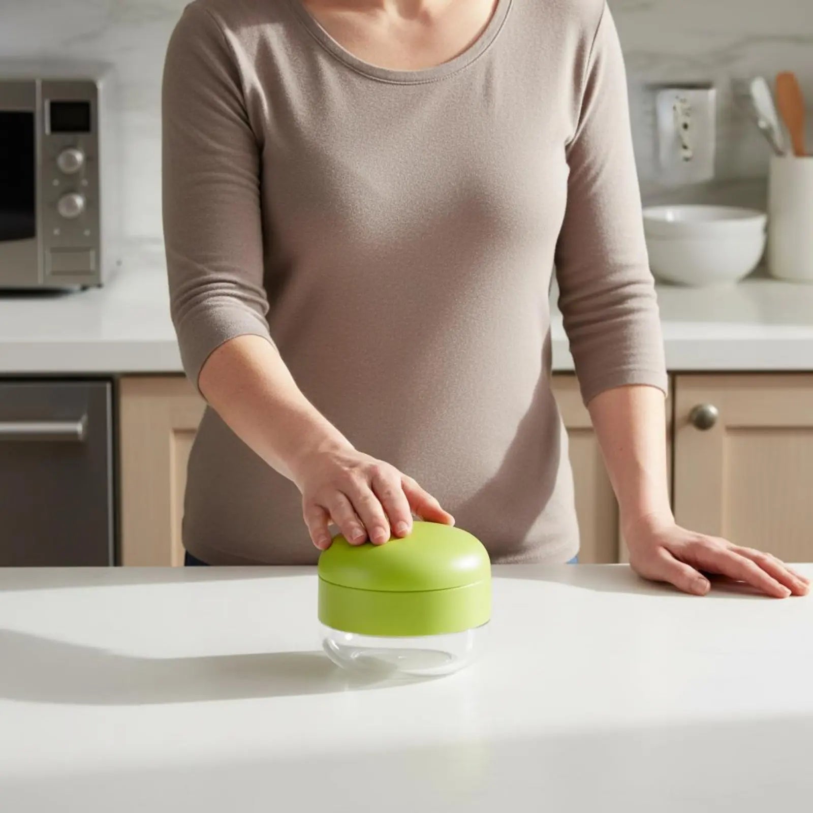 Garlic Press multifunctional kitchen tool Manual Garlic Crusher Mincer Garlic Chopper Easy to Squeeze and Clean Kitchen Tool Zpaxo
