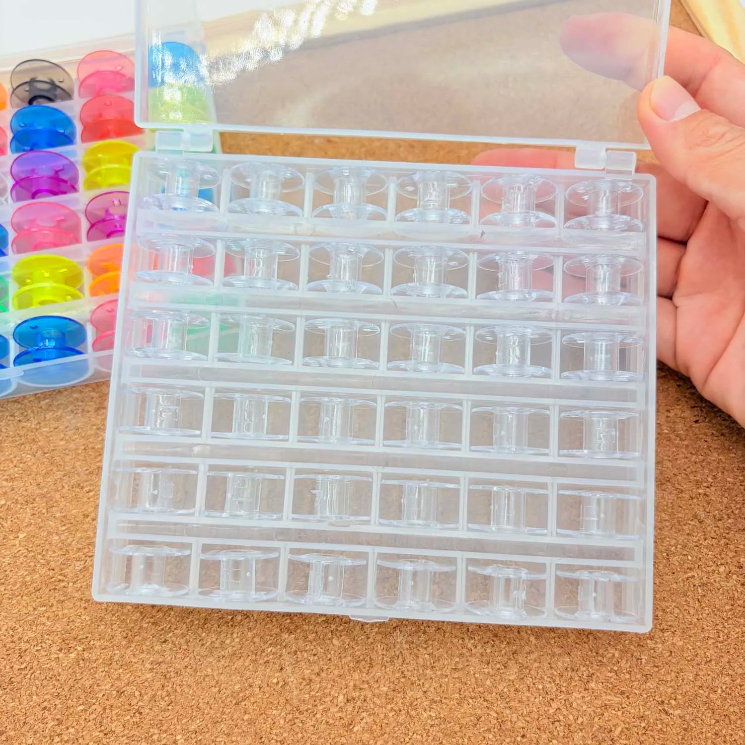 25/36pcs Home Sewing Machine Bottom Thread Bobbin Set Sewing Accessories Clear Plastic Spools with Storage Box for Brother Janom Zpaxo 36PCS transparent