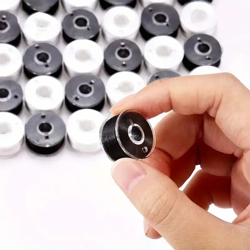 25/PCS/BOX Wound Sewing Thread , Black and White Home Sewing Spools Tools, Replacement Bobbins for Home Sewing Machines Zpaxo