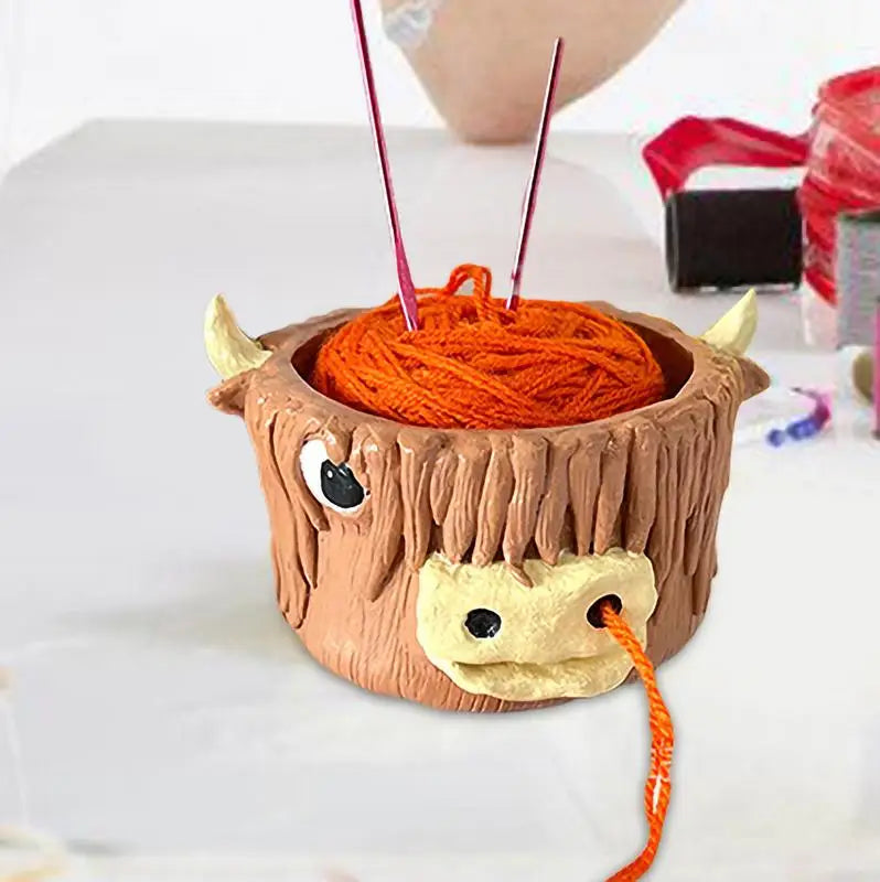 Yarn Knitting Bowl Highland Cow Knitting Yarn Storage Bowl Highland Cow Shaped Crochet Bowls for Needle Thread Zpaxo