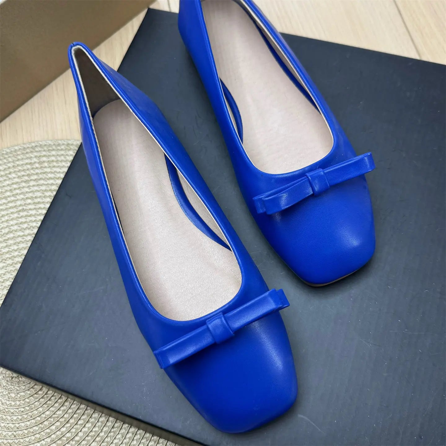 Flat Shoes for Women Spring and Autumn 2026 New Retro Square Toe Bow Ballet Shoes for Women Flat Plus Size Women's Shoes Zpaxo