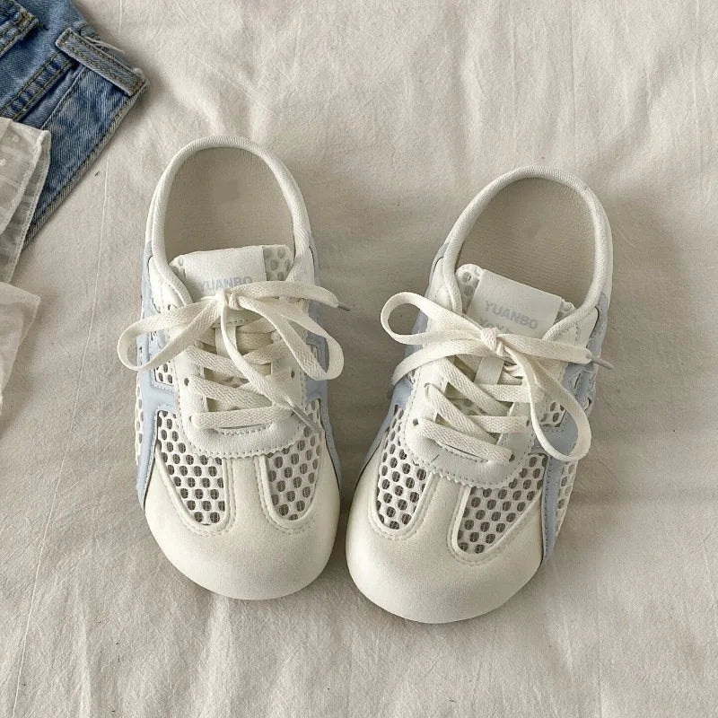 Women's Round Closed Toe Mesh Fabric Hollow Out Breathable Slippers Zpaxo