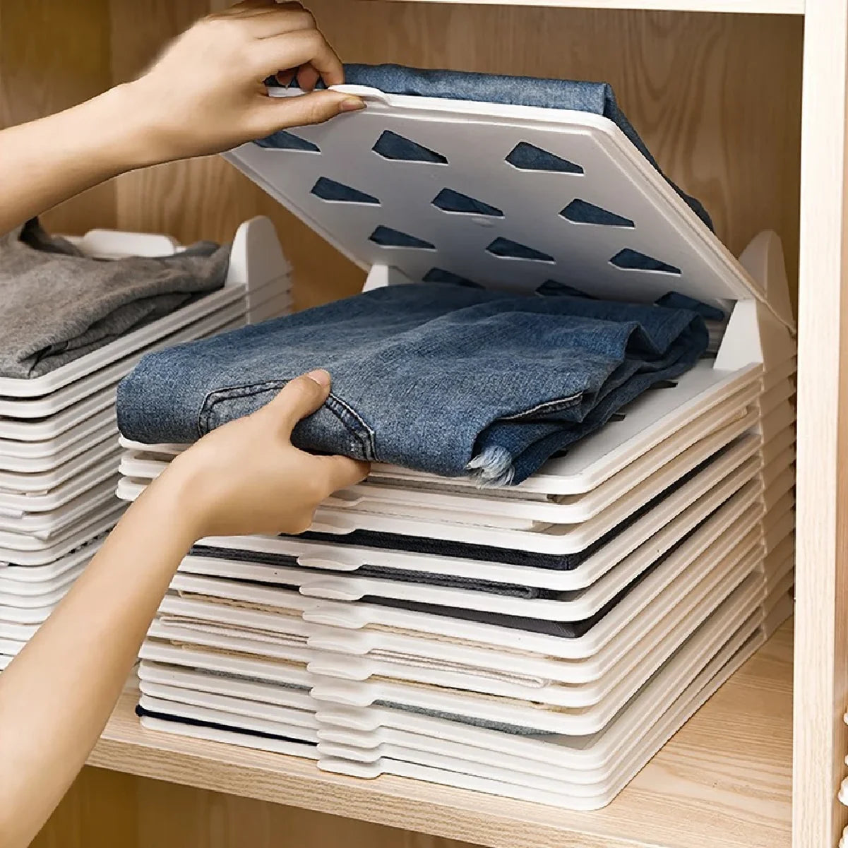 Layered Folding Clothes Storage Board Pants T-Shirt Organizer Rack for Home Wardrobe Short Sleeve Classification Stacking Board Zpaxo