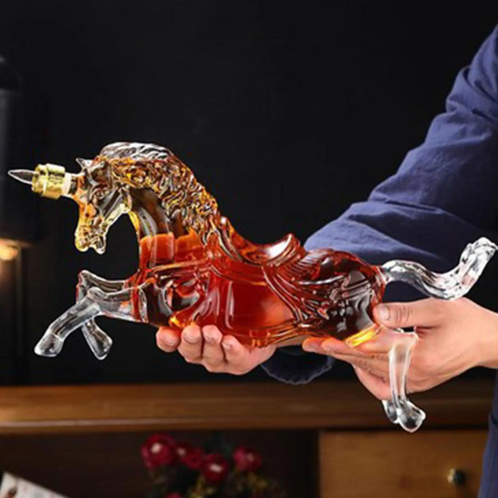 Whiskey Decanter Horse Shape Empty Wine Bottle Glass Decanter for Home Kitchen Dining Room Restaurant Bar Party Celebration Zpaxo