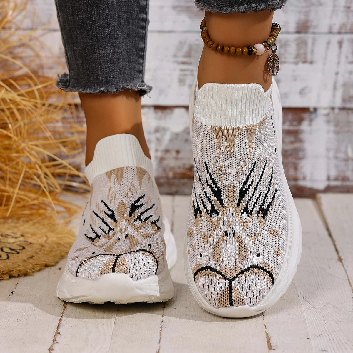 Women Sneakers Spring Casual Knitted Mesh Shoes for Women Breathable Casual Shoes Fashion Comfortable Slip-On Sneakers Women Zpaxo apricot 40