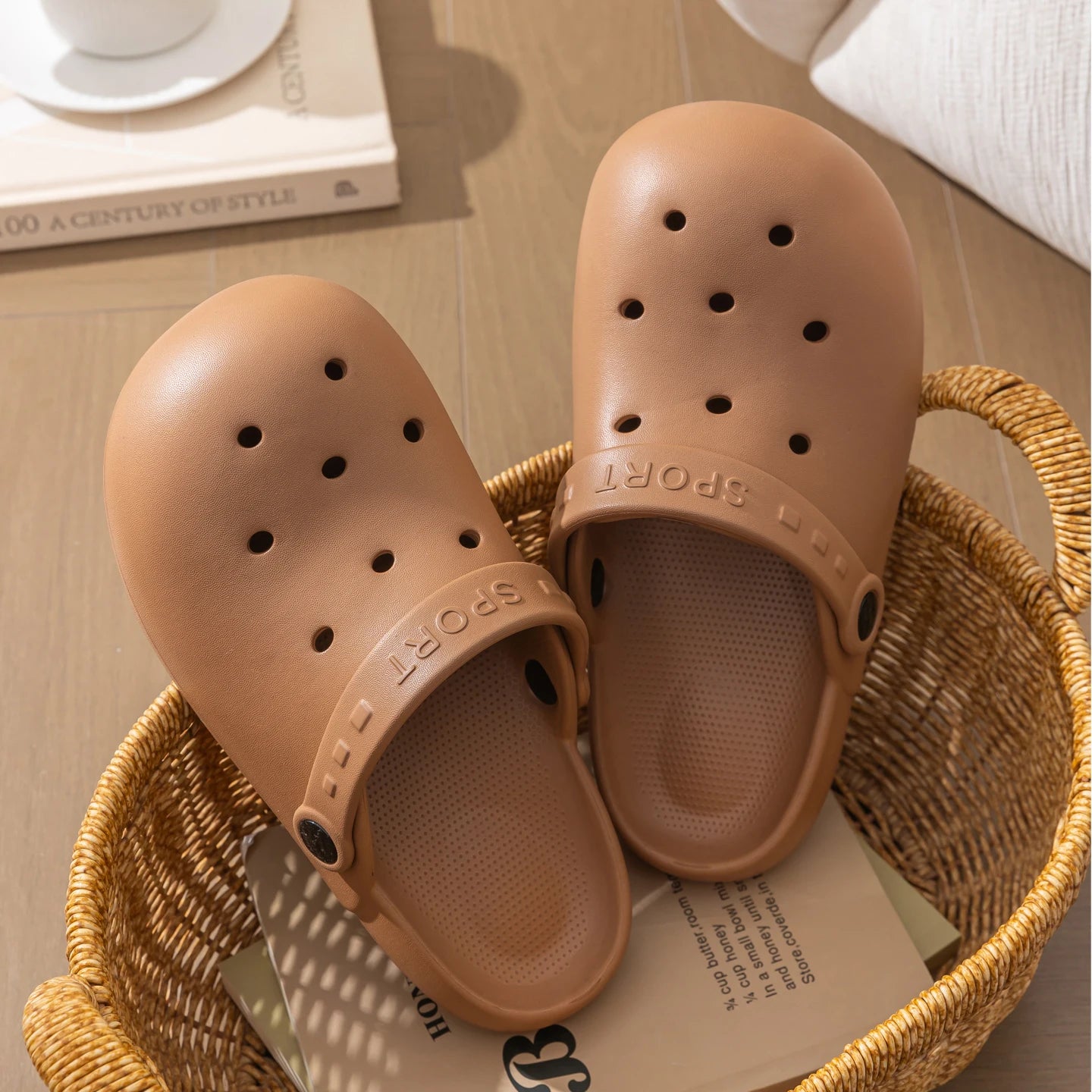 Women EVA Clogs Lightweight Non-slip Slip-on Sandals Strap Breathable Zpaxo Browm 40-41