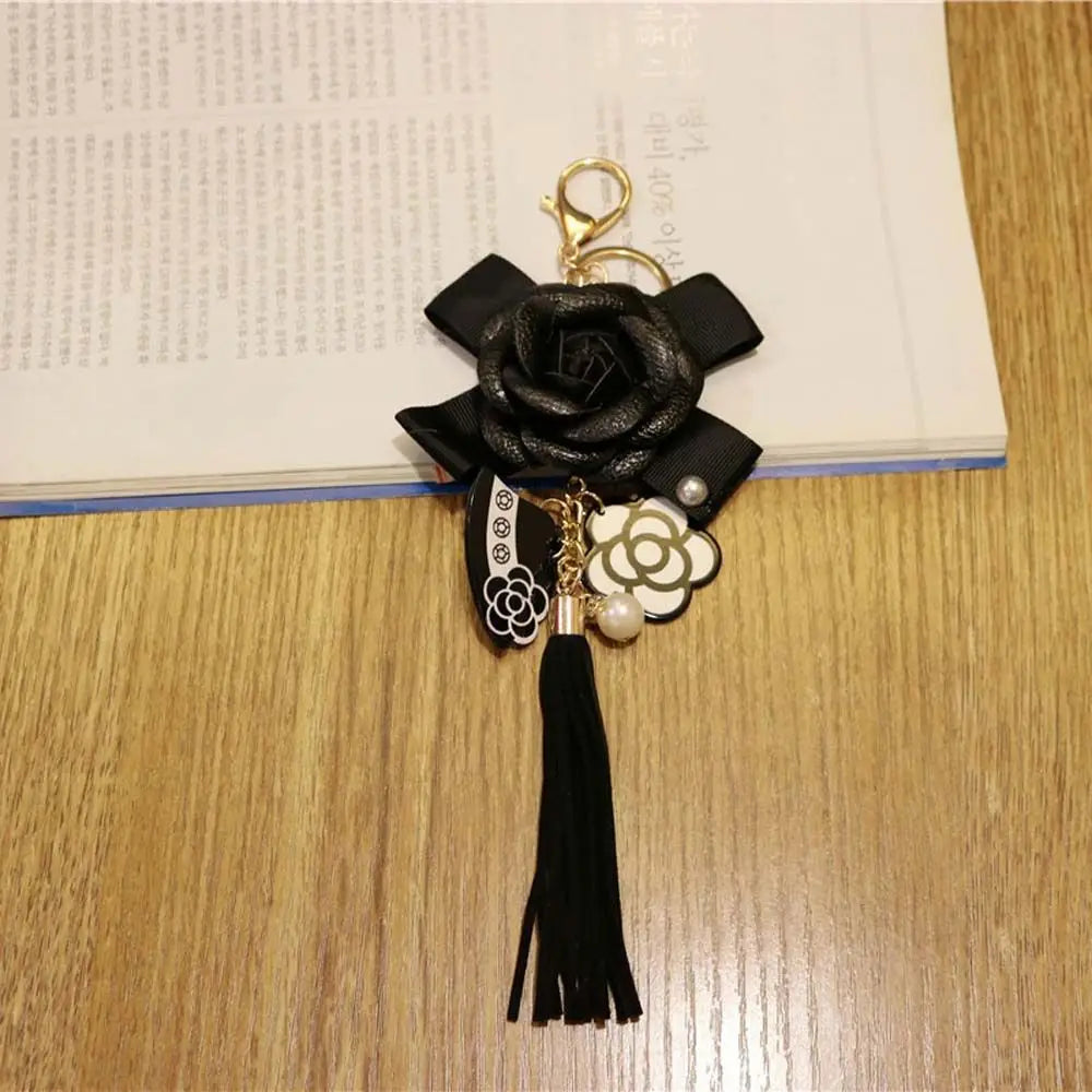 Woman Black Car Key Ring Gifts Bag Ornaments Jewelry Key Chain Bag Pendant Flower Keyring Camellia Key Chain Zpaxo