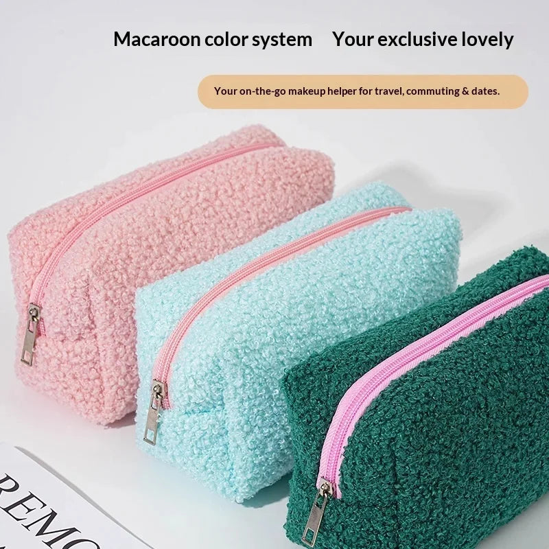 Plush Pencil Case, Makeup Bag, Cute, High Appearance, Large Capacity Pencil Case, Girls' School Students' Stationery Box, Pillow Zpaxo