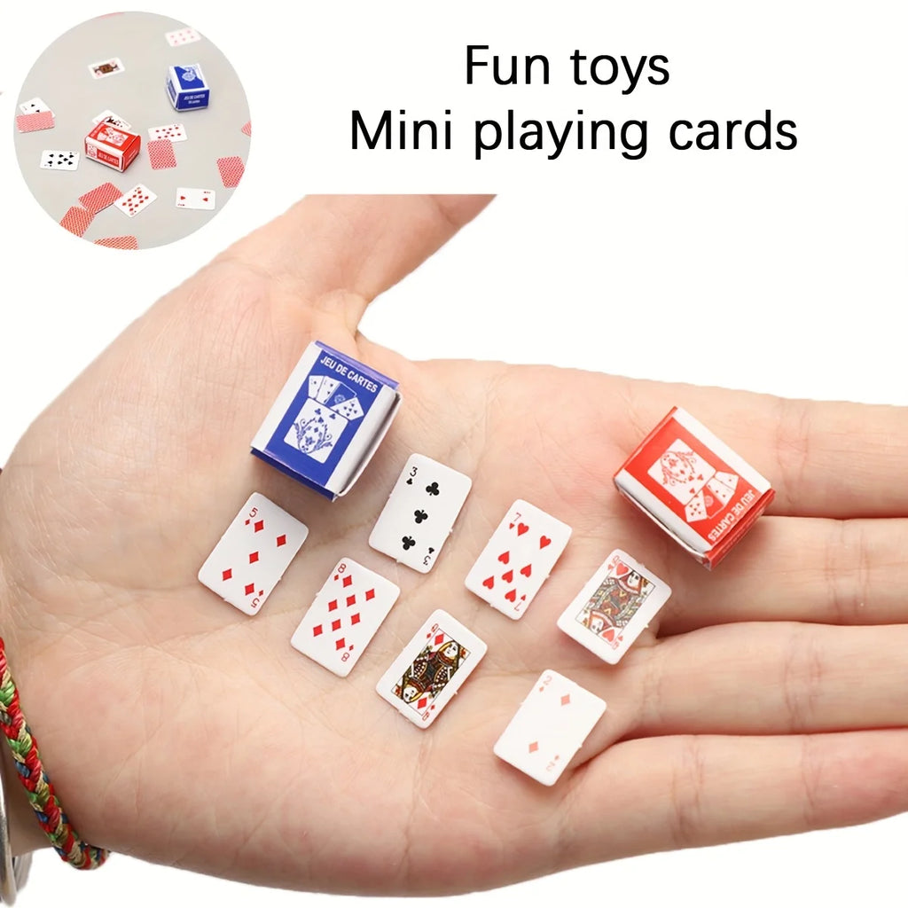 1:12 Miniature Poker Cards – Dollhouse Prop & Party Decor