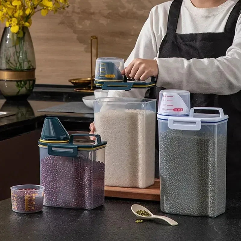 Freshness Lock Tank Pet Food Storage Measuring Cup Stop Waste