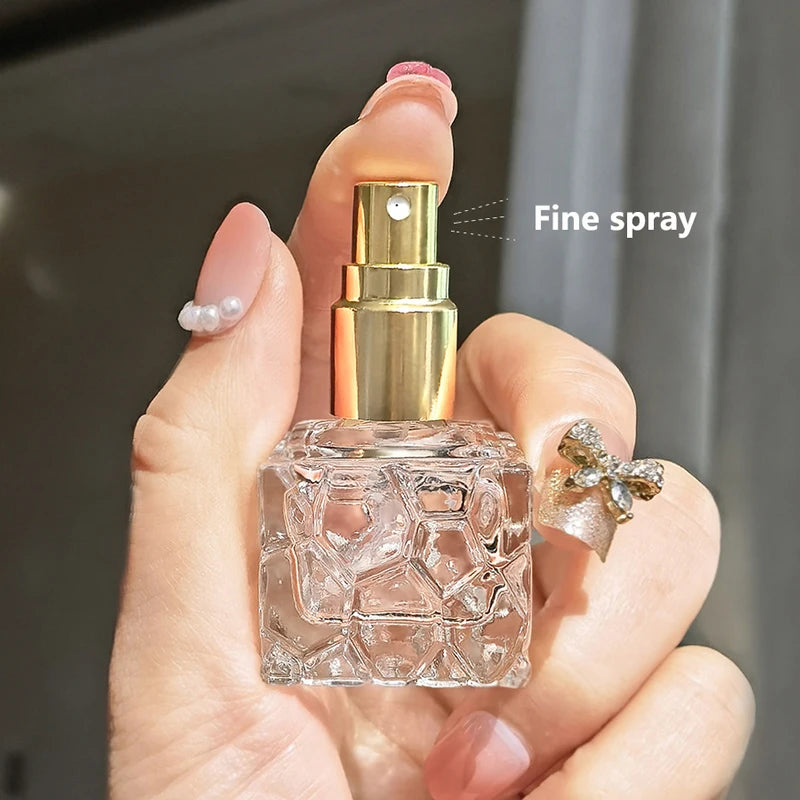 Travel bottle 10ml empty glass bottle for spray perfume is convenient to carry and easy to dispense Zpaxo