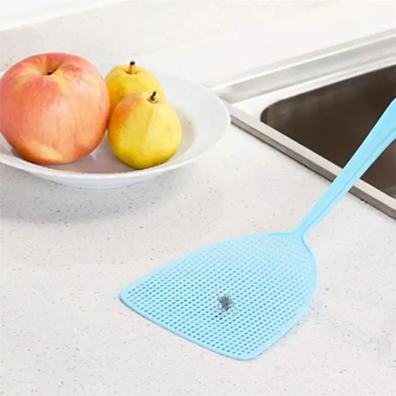 1 Effective Plastic Fly Swatter Lightweight Easy Use Home Kitchen