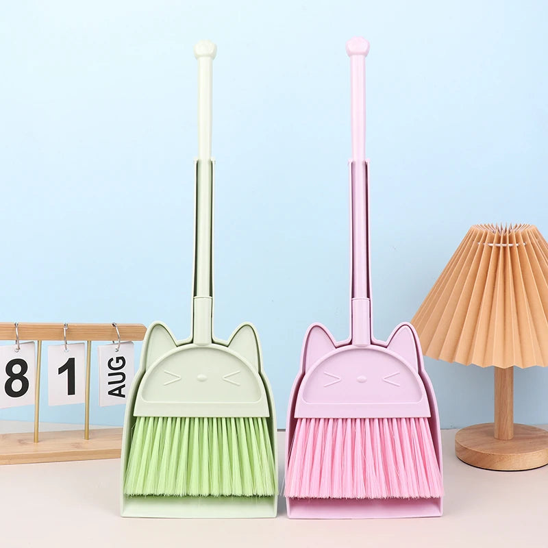 Cartoon-Style Toddler Broom Dustpan, Flexible Bristles Kids Playset, Pretend Play Indoor Outdoor Sweeping Kit Zpaxo