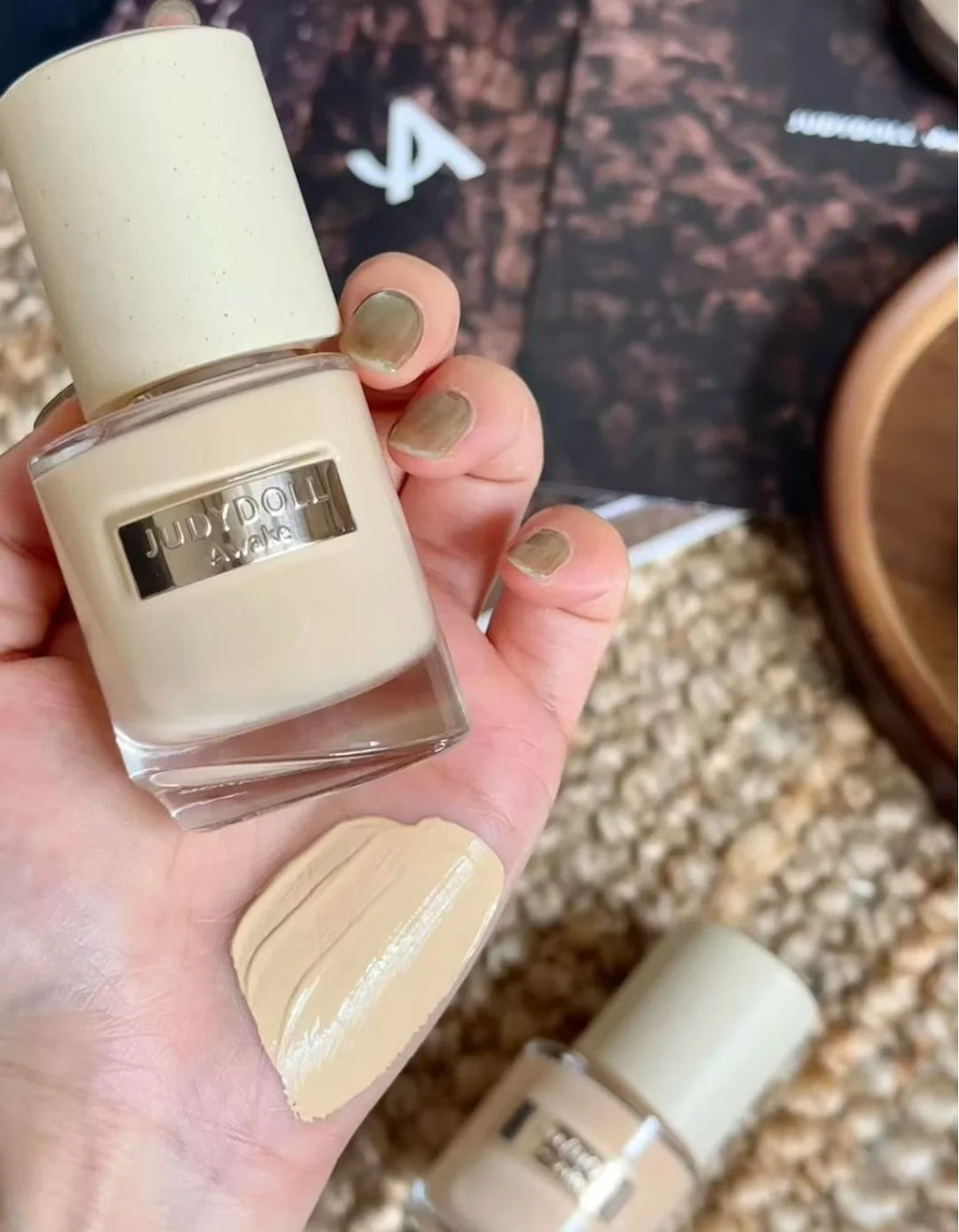 JUDYDOLL Awake Truffle Essence Foundation 30g Long Lasting Coverage Foundation Makeup Cosmetics Zpaxo