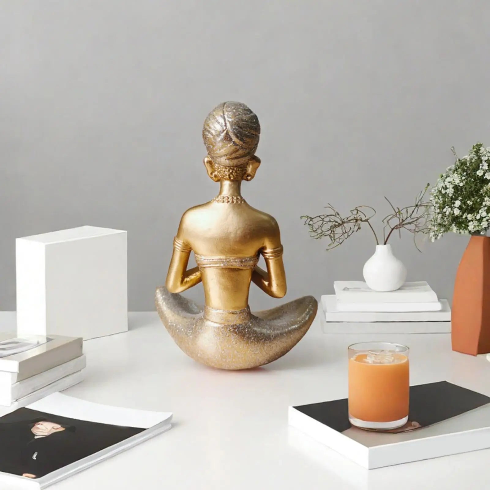 Yoga Figurine Modern Resin Decoration Table Centerpiece Meditation