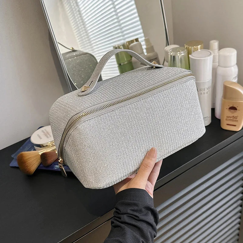 New Sparkling Bag, Large Capacity Internet Celebrity Hot Item, Women's Multifunctional Texture Wash Bag, Hand-held Makeup Bag Zpaxo Silver