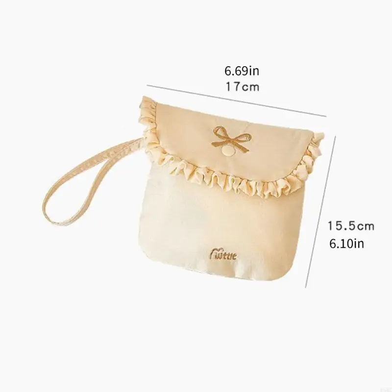 Fashionable Feminine Essential Holder Travel Friendly Sanitary Pad
