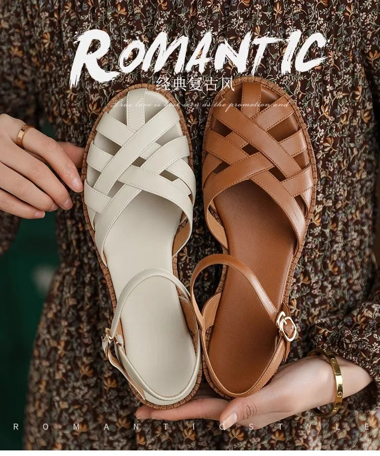 2025 Fashion All-match Slippers Red Flower One-word Beach Shoes Casual Single-layer Shoes Women's Flat New Slippers Zpaxo