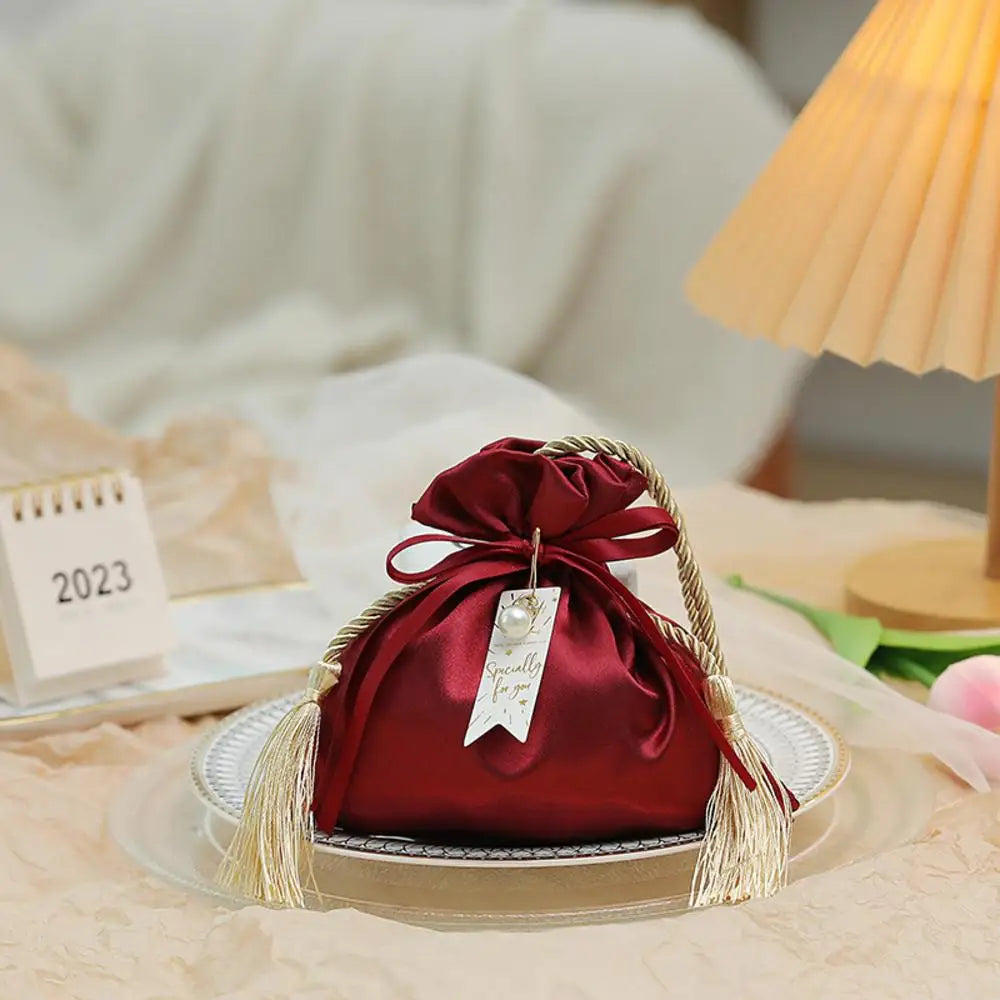 Velvet Drawstring Tassel Gift Bags – Wedding & Party Pouches