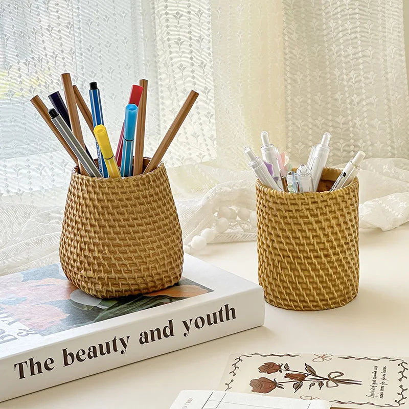 Rattan-Style Round Pen Holder & Makeup Brush Organizer Desk Organizer Zpaxo