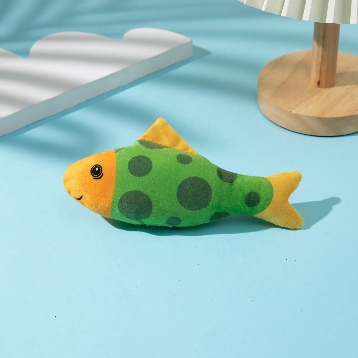 Interactive Catnip Toy Cat Grass Inside Enhance Bond Fish Shape Bite