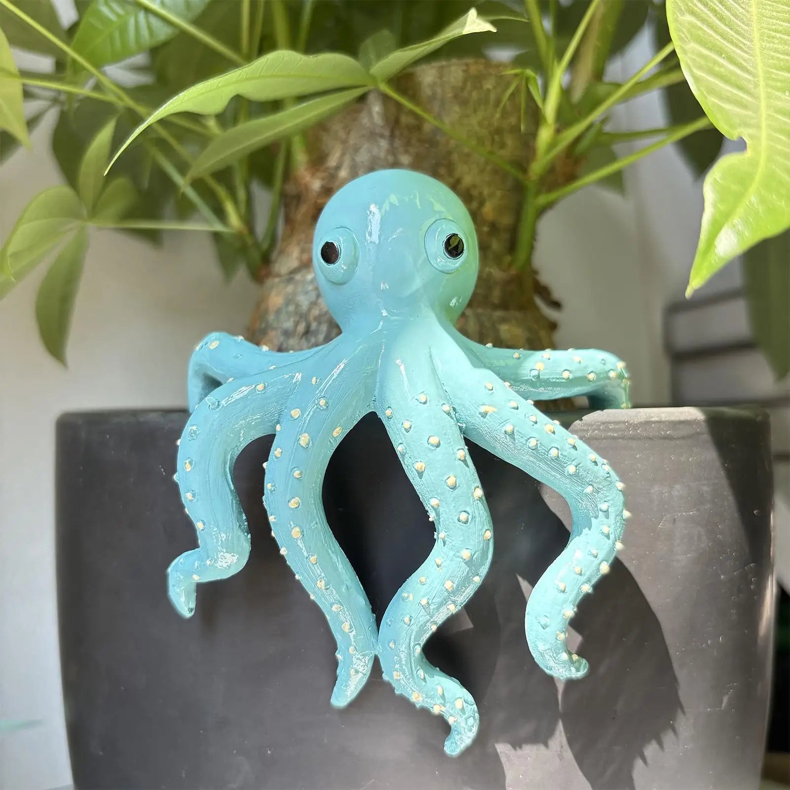 Plant Pot Hanger Resin Hangable Climbing Decoration Octopus Figure