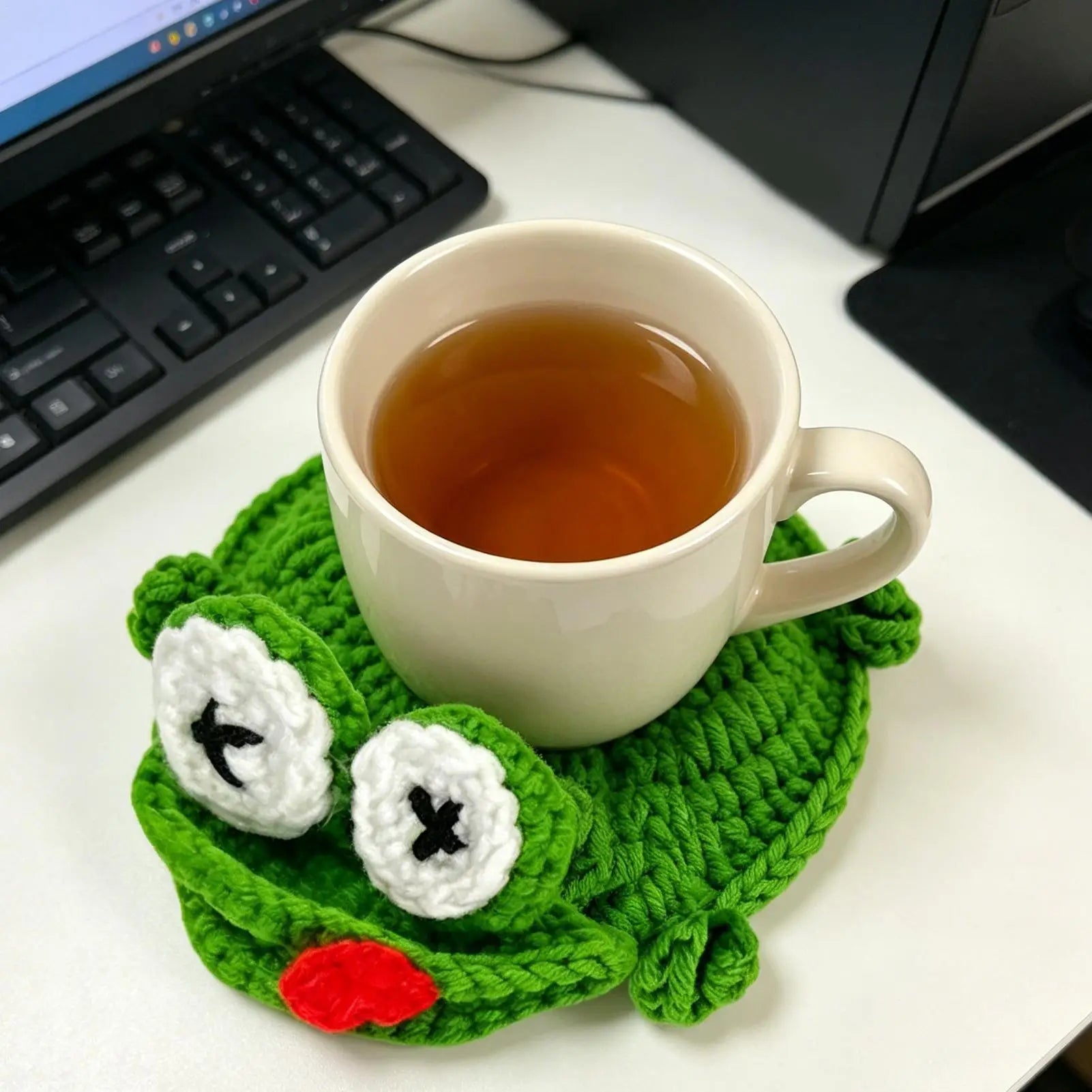 Crochet Animal Coasters 4 Pieces Home Decoration Knitting Cup Mat for Renters Homeowners Home Office Apartment Kitchen Dining Zpaxo