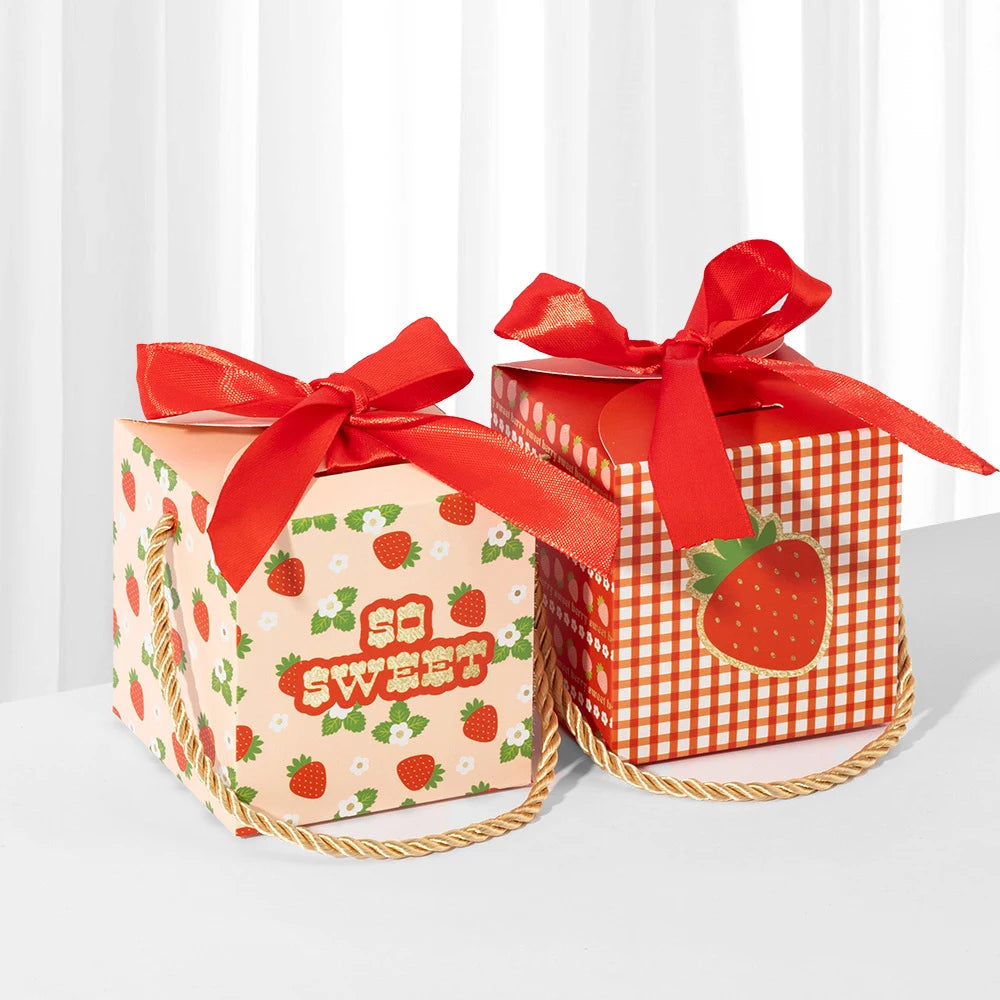 2/6/12Pcs Strawberry Theme Box Strawberry Party Favor Candy Fruit Cake Gift Box for Birthday Baby Shower Christmas Decor Zpaxo 2Pcs Random Style as picture show