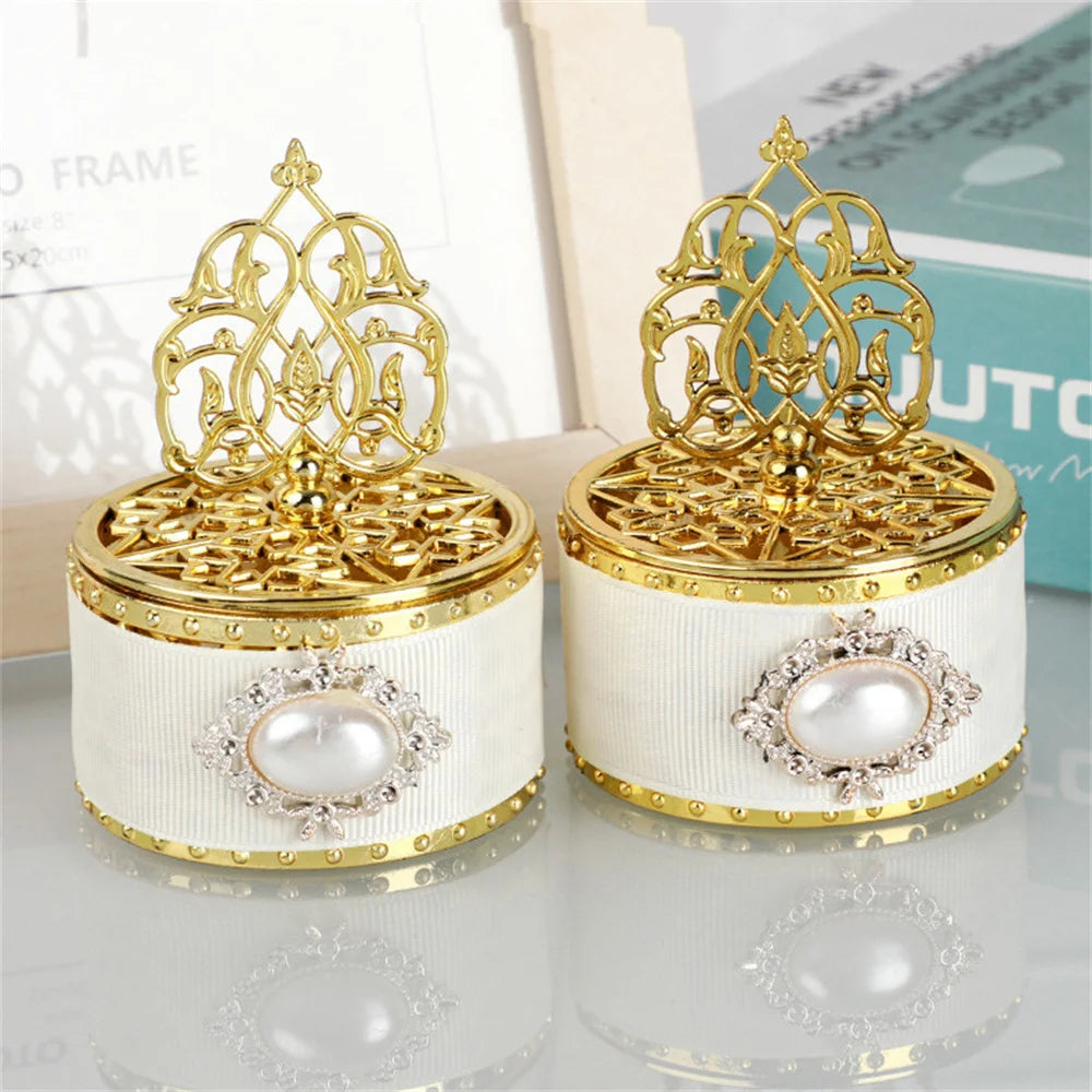 Gold Hollow Candy Gift Box – Wedding, Baby Shower & Party Favours Decorative Gift Box Zpaxo