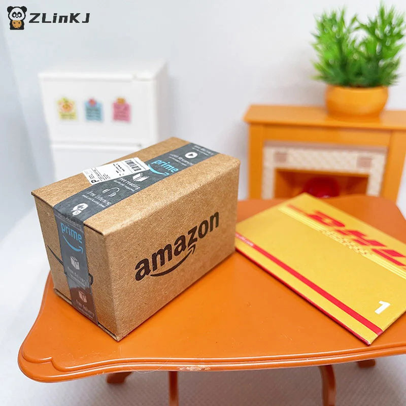 ▶1Pc 1:12 Dollhouse miniture Express box Gift Box Furniture Toys Accessories Zpaxo