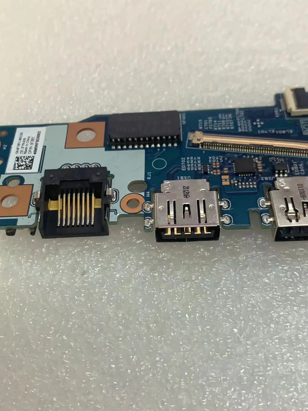 Used-like Dell Latitude 3420 Right-side IO Circuit Board SD Slot