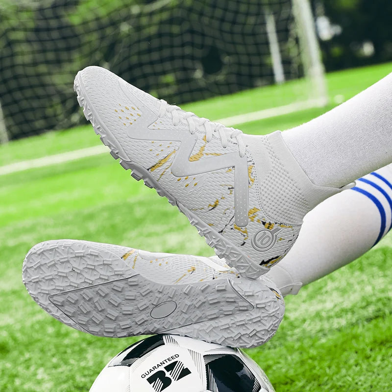 2024 Men's Soccer Shoes Large Ultralight Football Boots Boys Sneakers