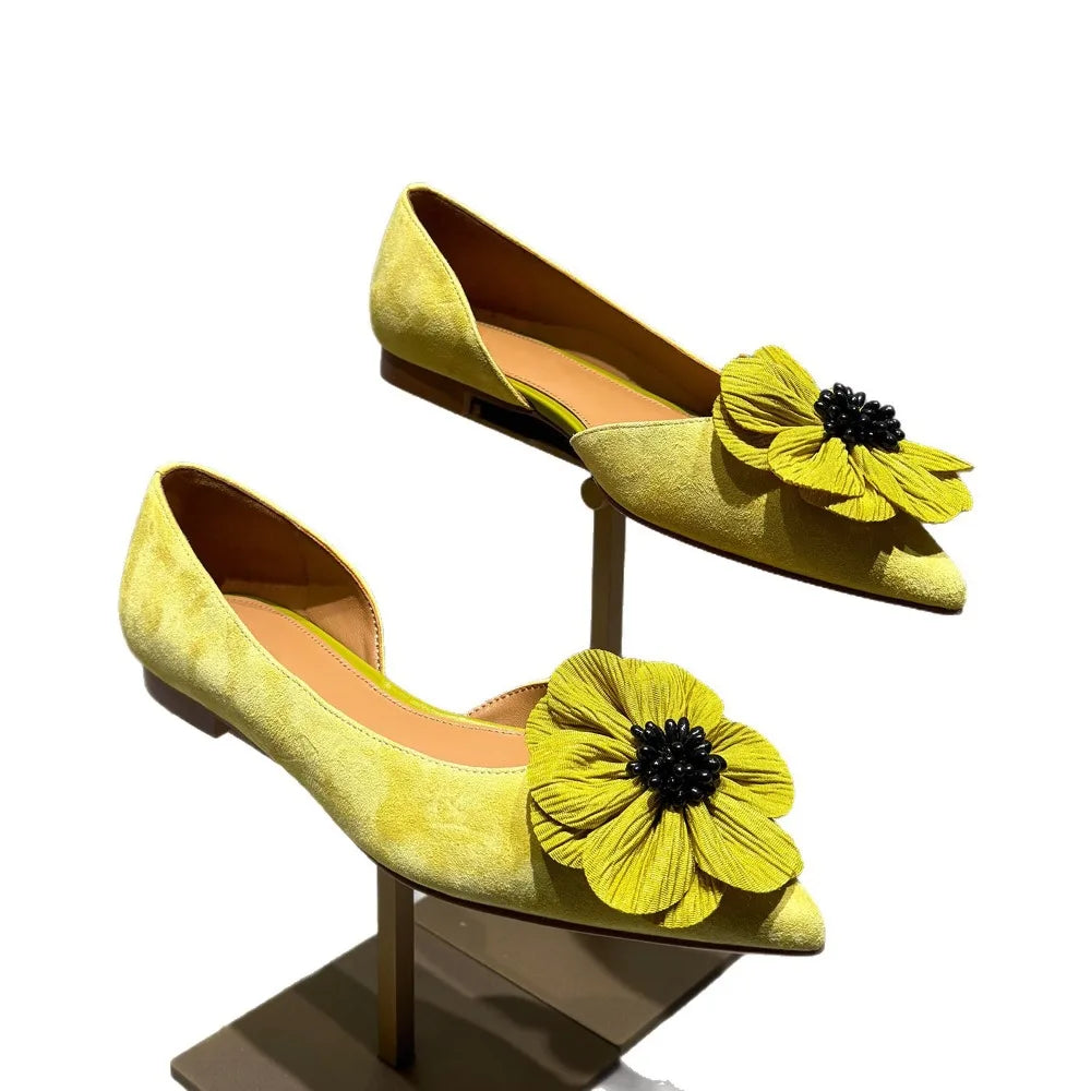 Elegant Floral Embellished Leather Flat Bottom Slip-on Shoes