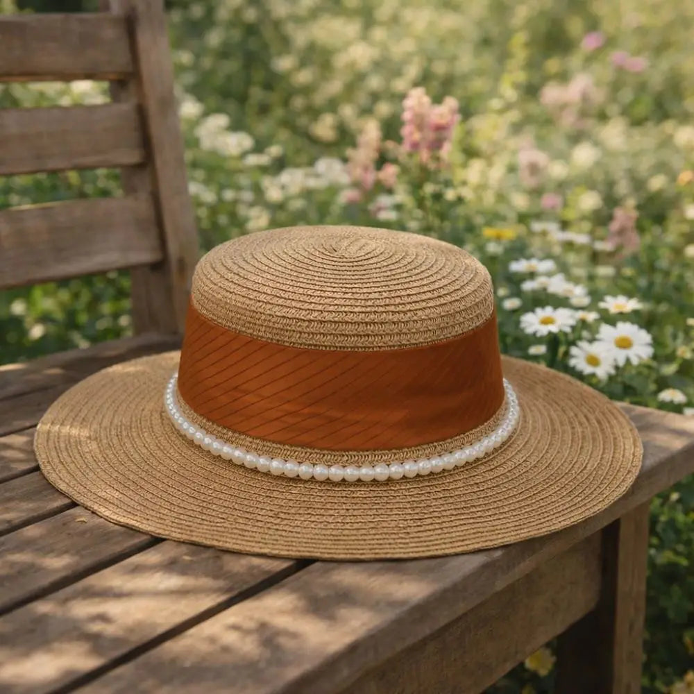 French Hepburn Style Straw Hat Straw Weaving UV Protection Pearl Chain Hat Solid Color Breathable Wide Brim Hat Travel Accessory Zpaxo