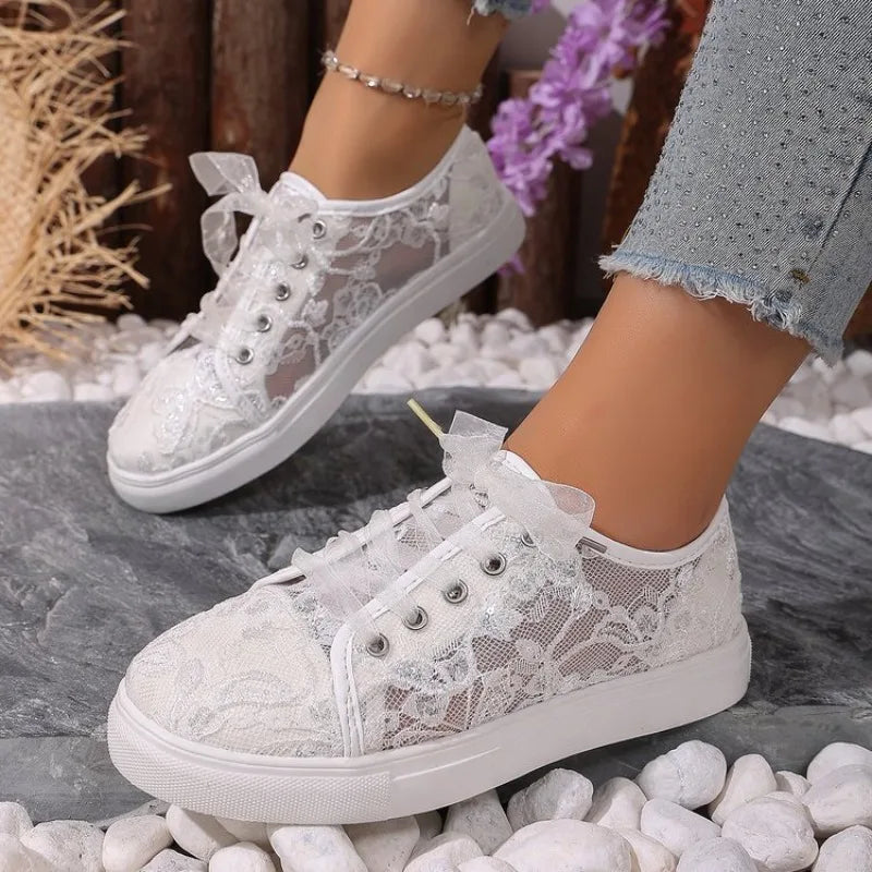 Women's Embroidery Breathable Comfortable Sneakers Women Fashionable Zpaxo