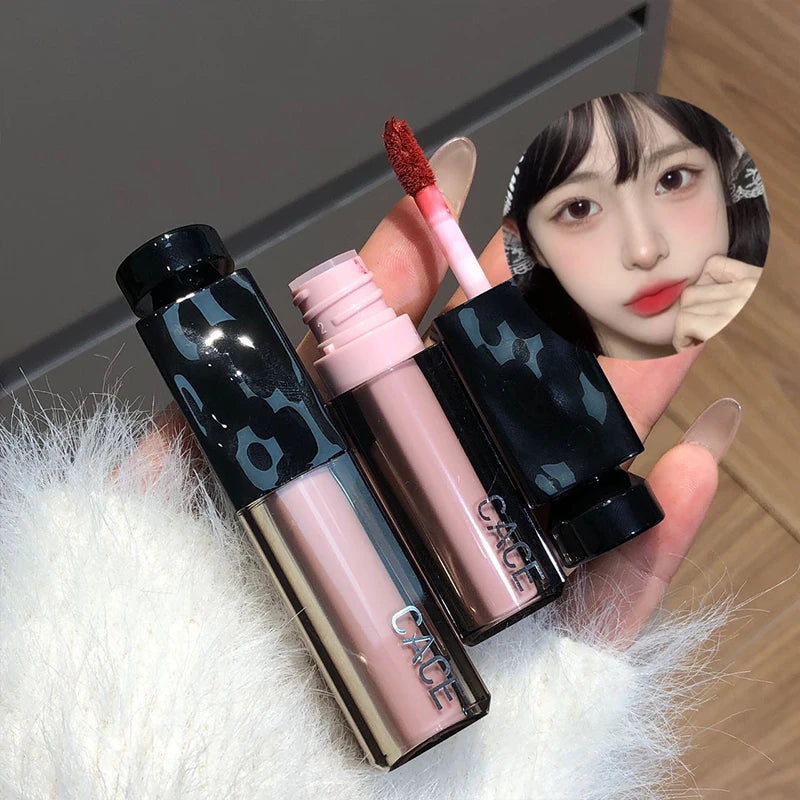 Matte Velvet Lip Gloss Finish Smooth Application Lightweight