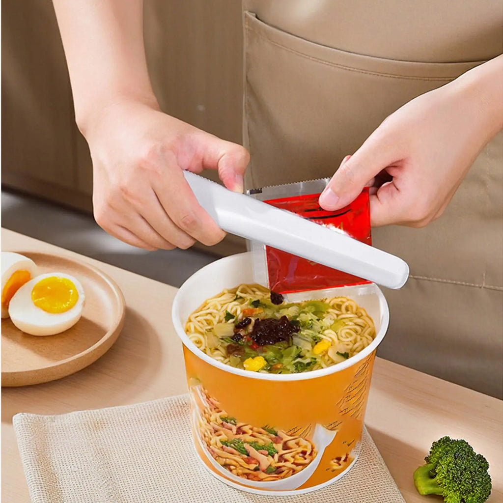Sauce Squeezer Bag Extruder Portable Magnetic Tools Restaurant
