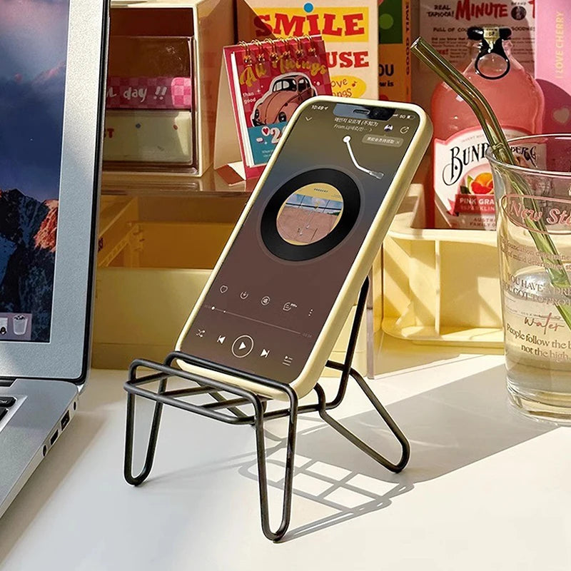 Small Chair Design Iron Mobile Phone Holder Racks Stand Simple Student Creative Desktop Ornaments Home Accessories Zpaxo