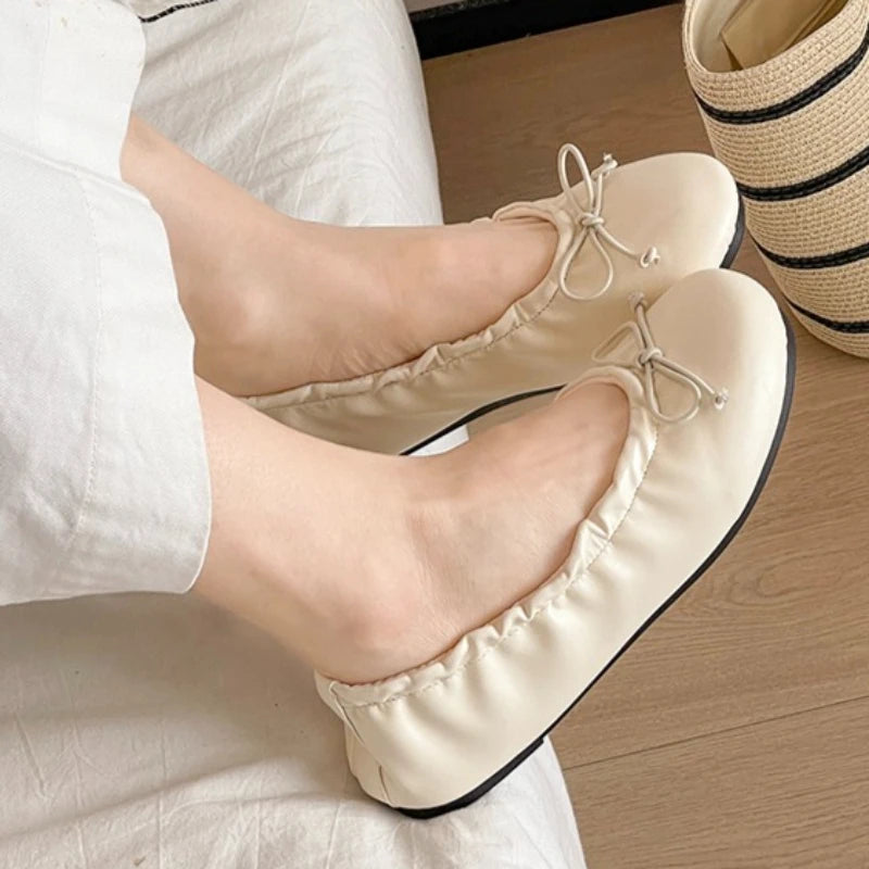 Women's Round Closed Toe Solid Comfortable Single Shoes Spring Autumn Zpaxo Beige 35