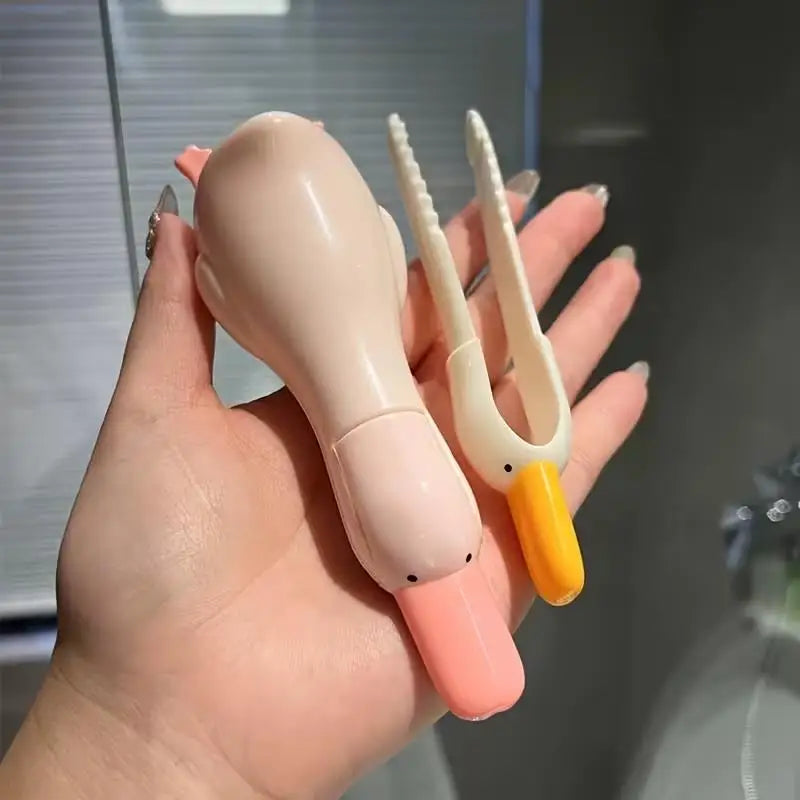 1/2pcs Cartoon Duck Drain Cleaner – Reusable Hair & Debris Catcher for Kitchen Bathroom Sink, with Clip Pad Zpaxo