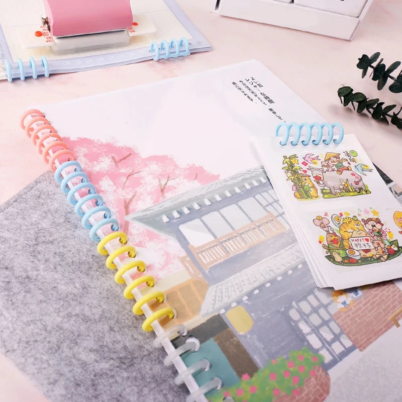 30-Hole Plastic Binder Spine – Cuttable DIY Notebook Binding